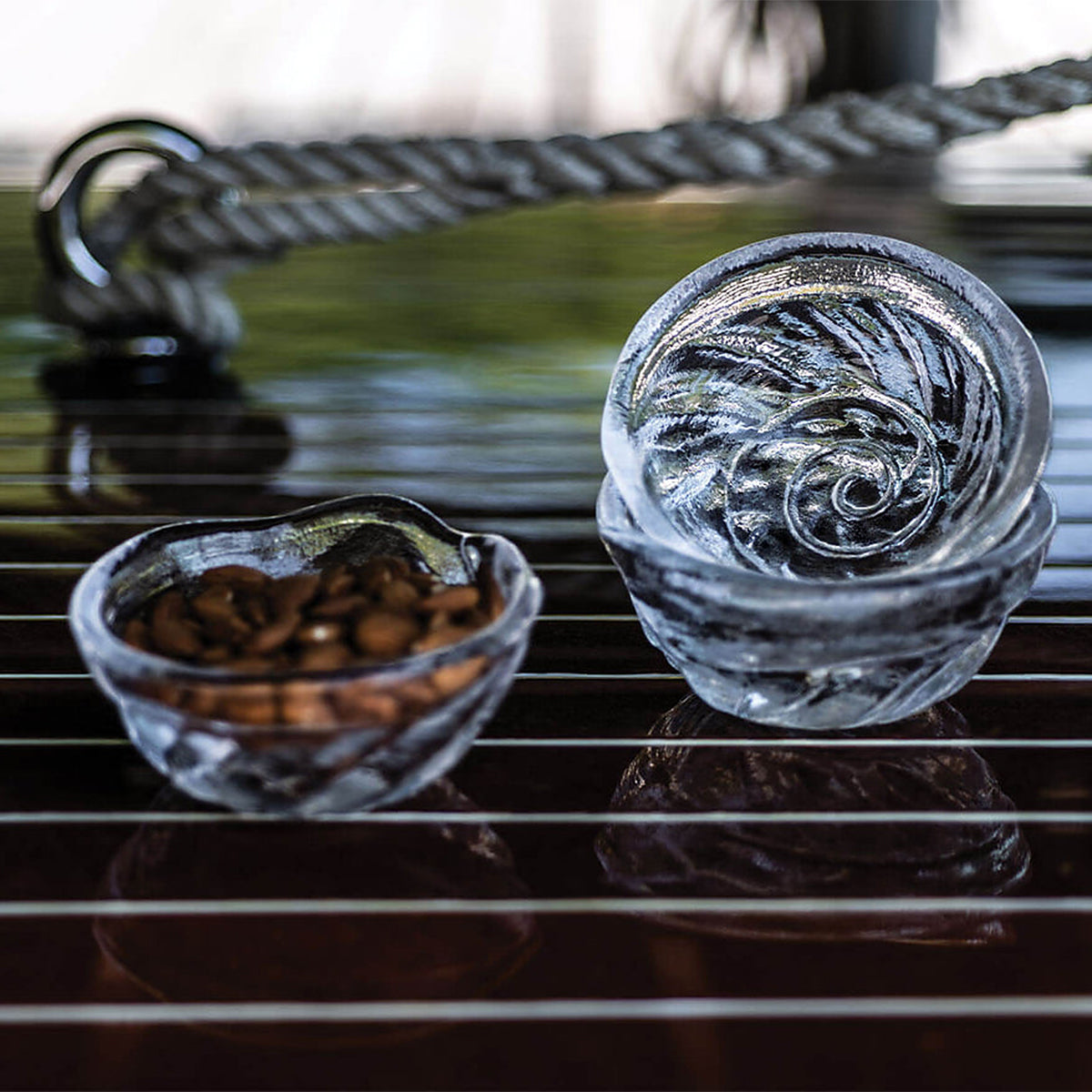 An image of Simon Pearce Shell Bowl in Gift Box - S