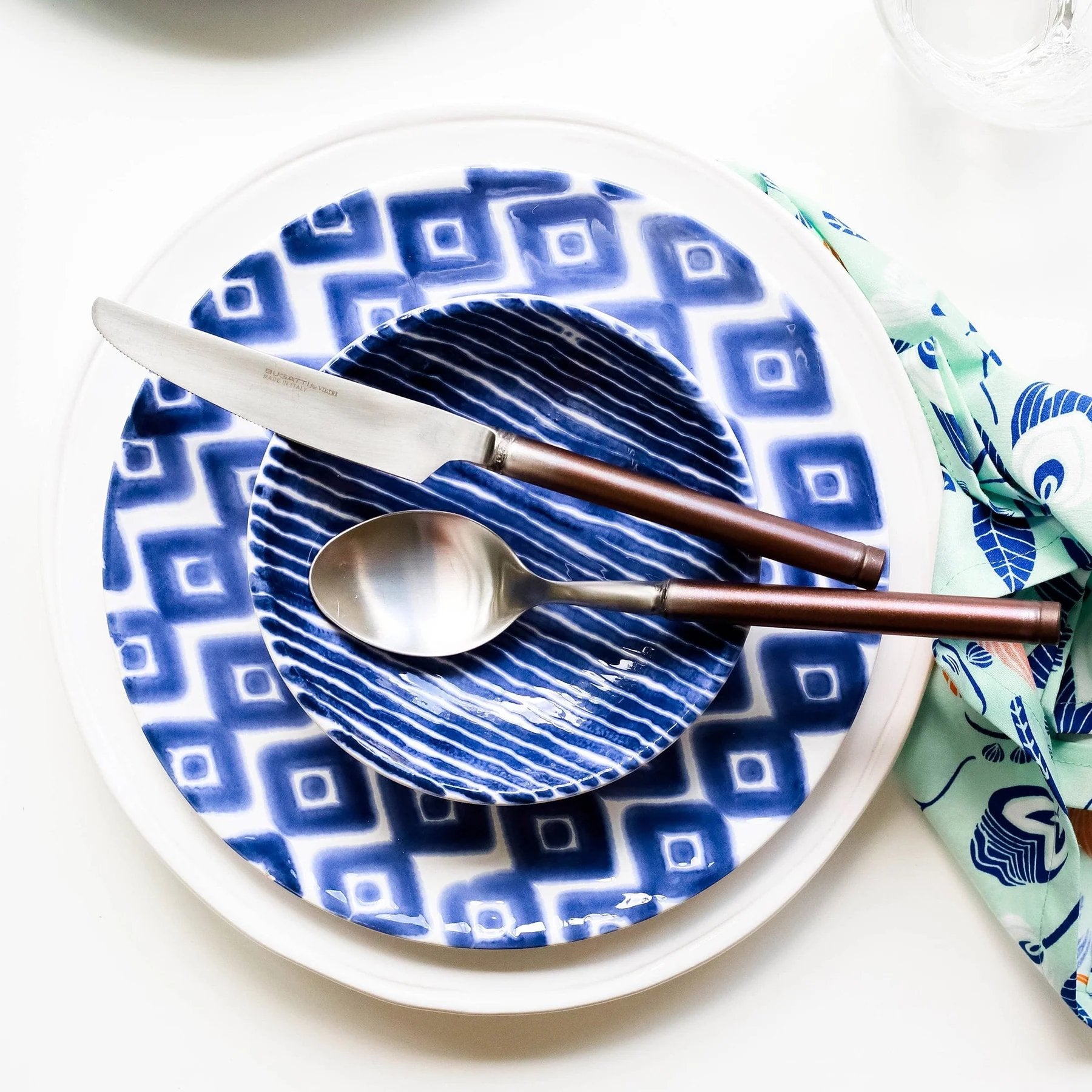 An image of Viva By Vietri Santorini Diamond Salad Plate