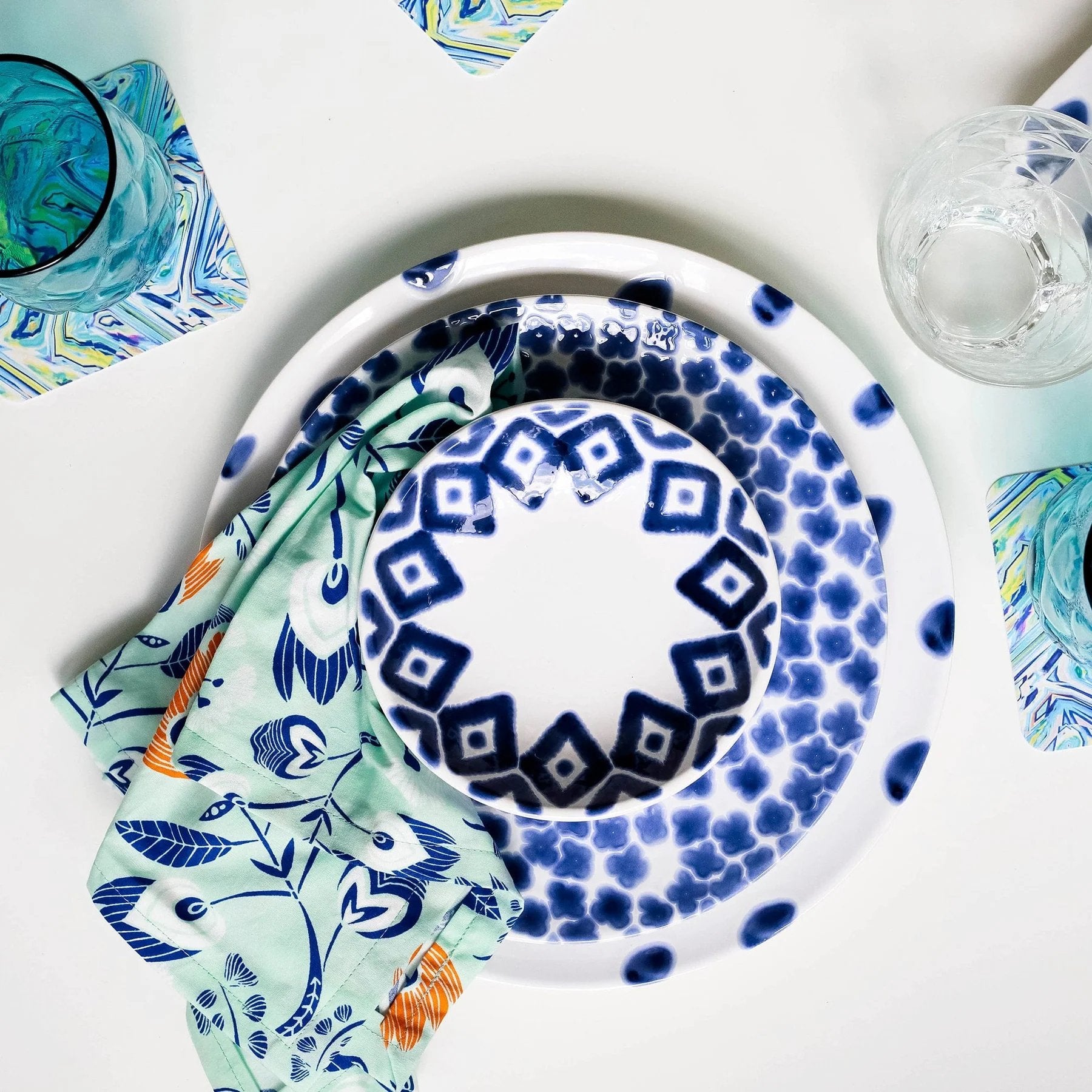 An image of Viva By Vietri Santorini Flower Salad Plate