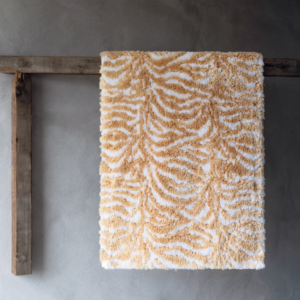 An image of Graccioza Palm Bath Rug