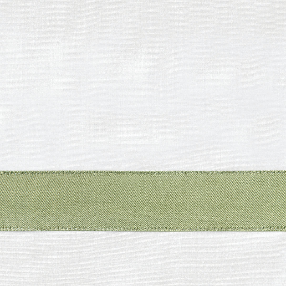 An image of Sferra Estate Pillowcase Pair