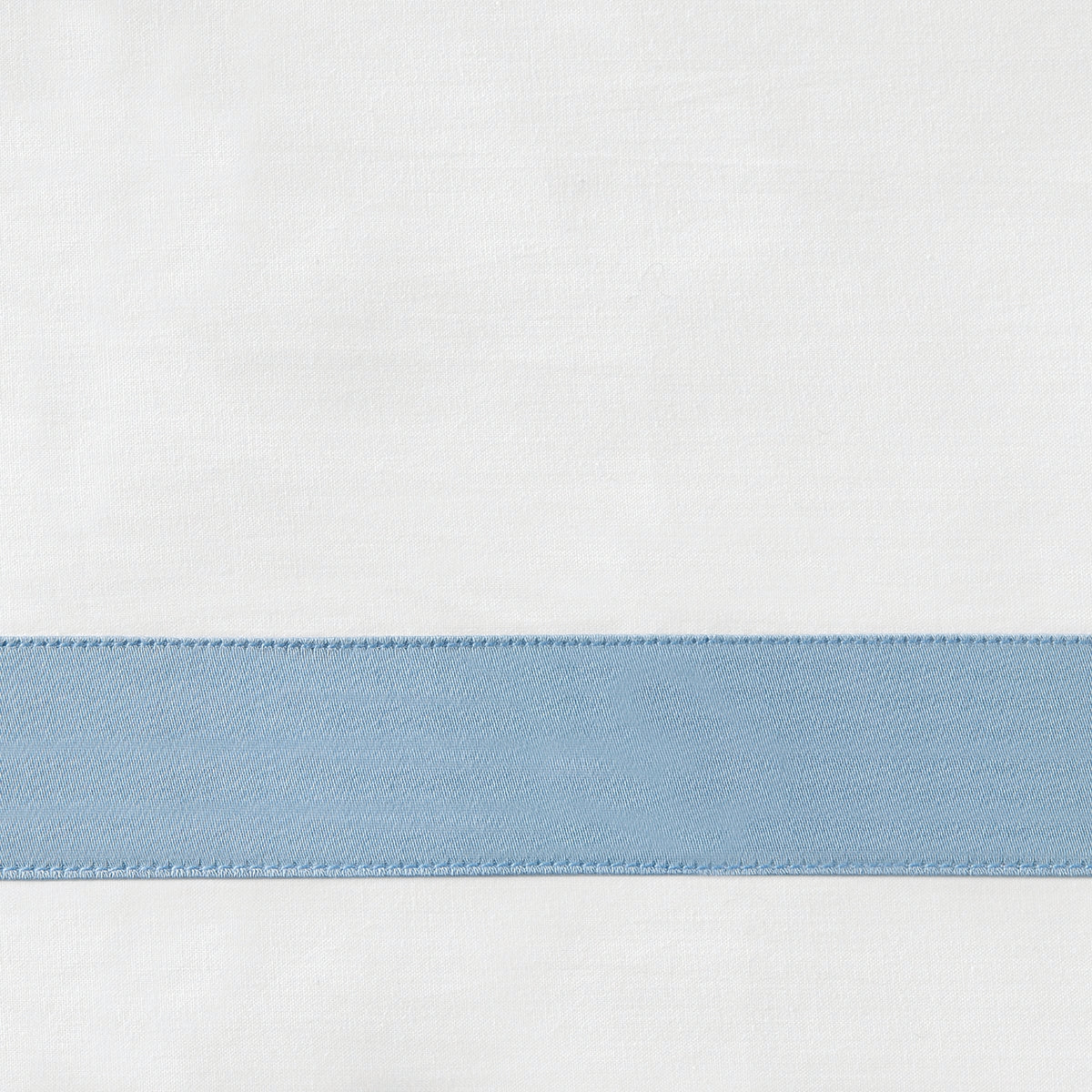 An image of Sferra Estate Pillowcase Pair