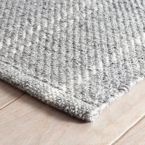Dash And Albert Melange Stripe Grey/Ivory Indoor/Outdoor Rug 5 x 8'