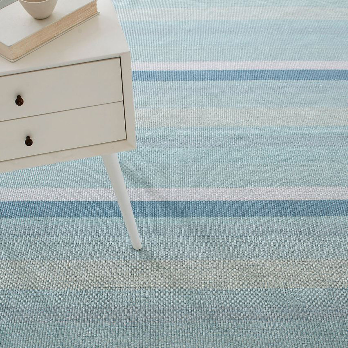 An image of Dash & Albert Shore Stripe Woven Cotton Rug