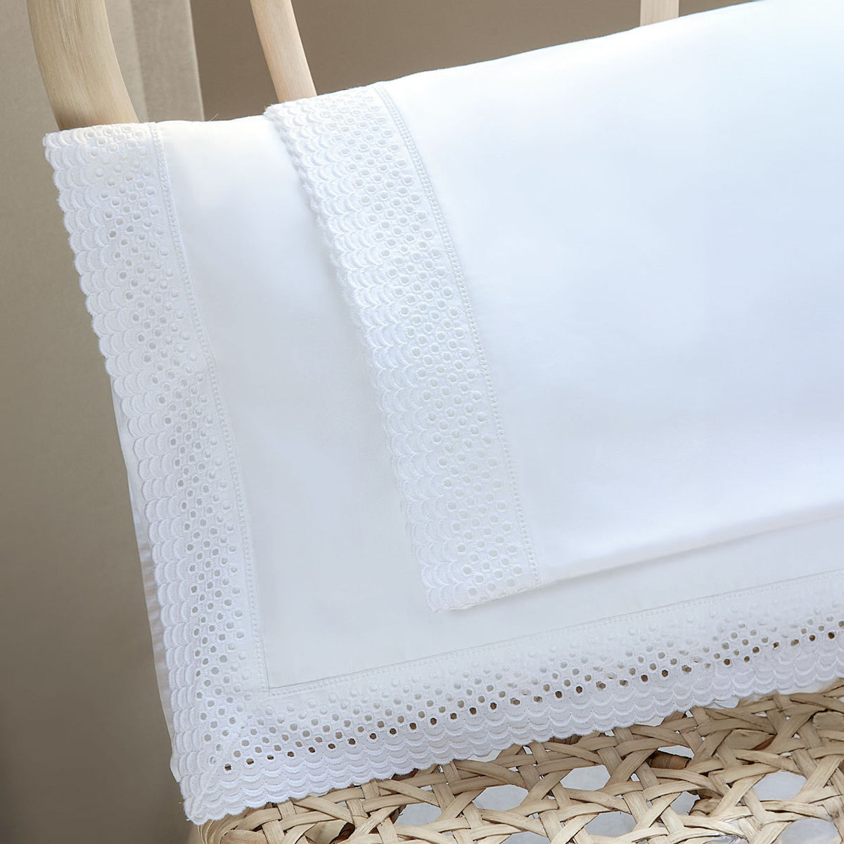 Bovi Unique Crib Pillowcase