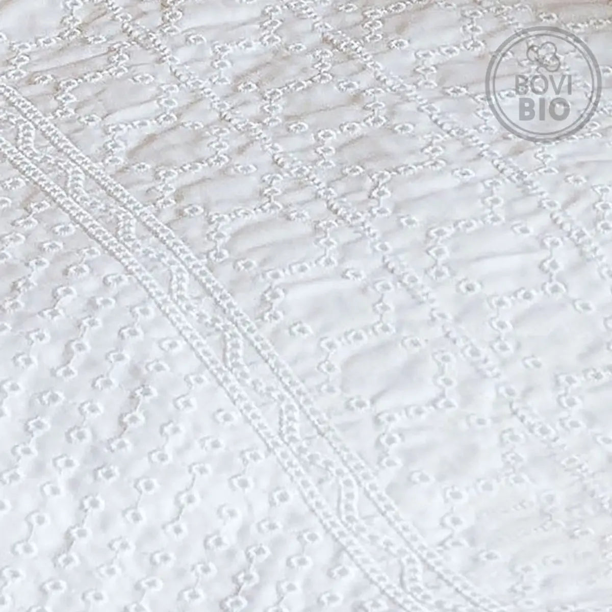 Bovi Unique Coverlet White