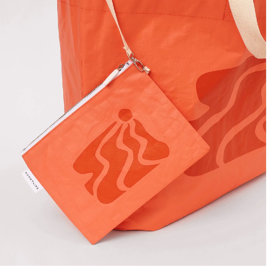 An image of Sunnylife Carryall Bag Terracotta