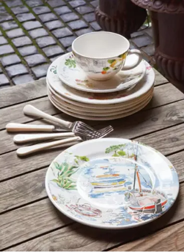 An image of Gien Provence Cake Platter