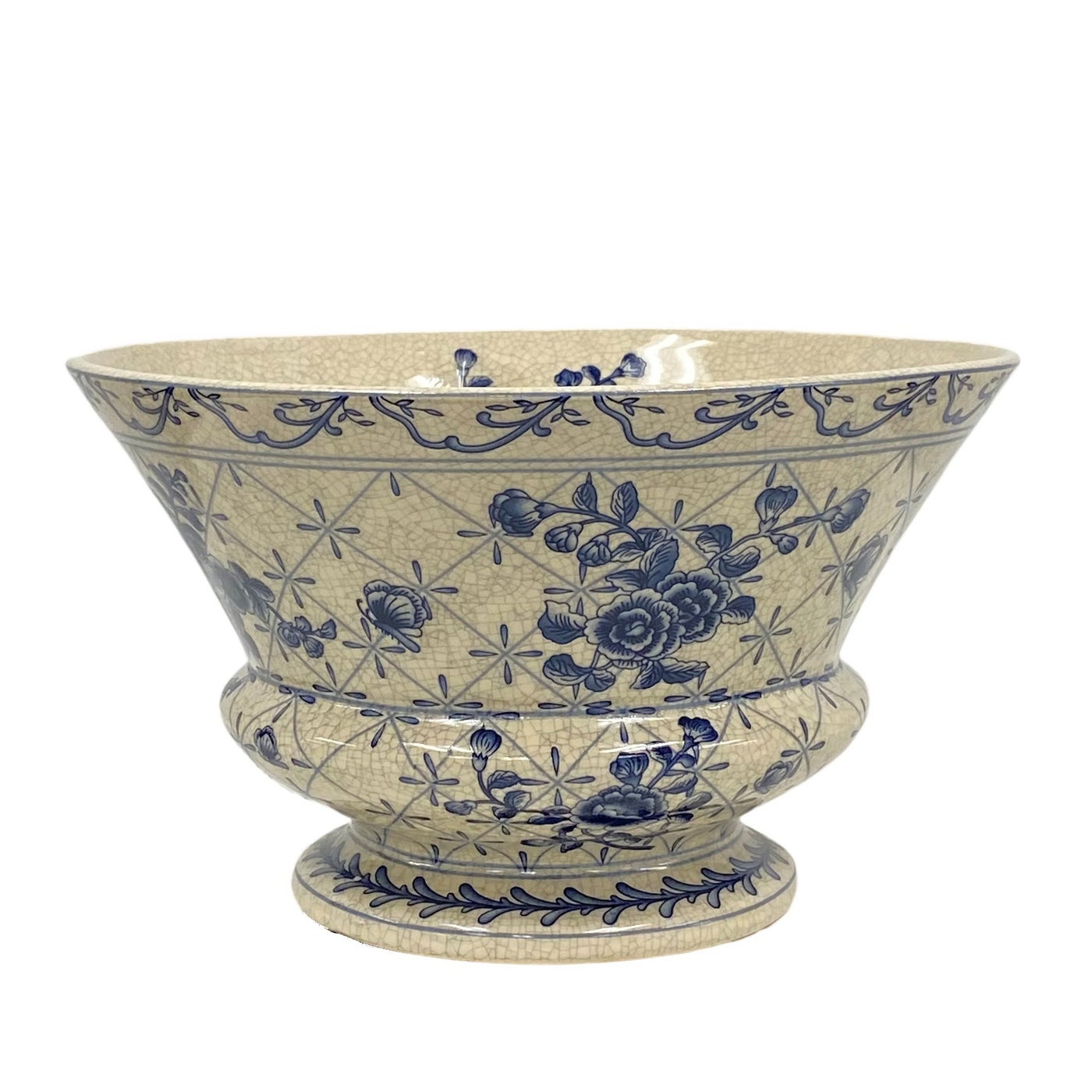 Winward Round Rose Trellis Bowl