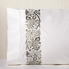 Sferra Saxon Pillowcase Pair
