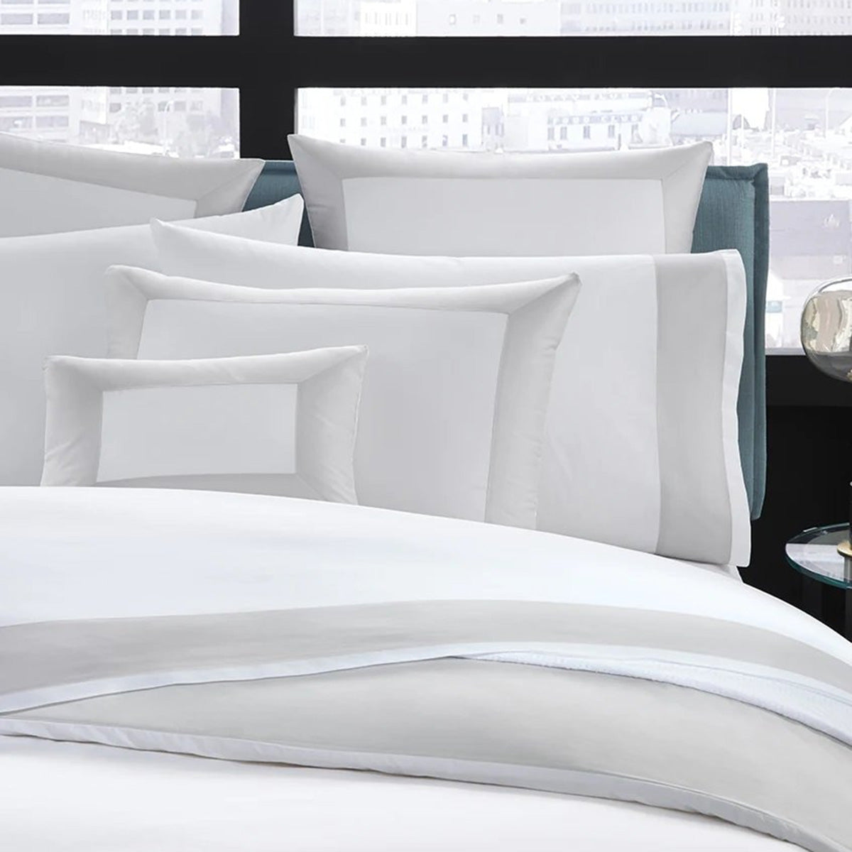 An image of Sferra Casida Duvet Cover