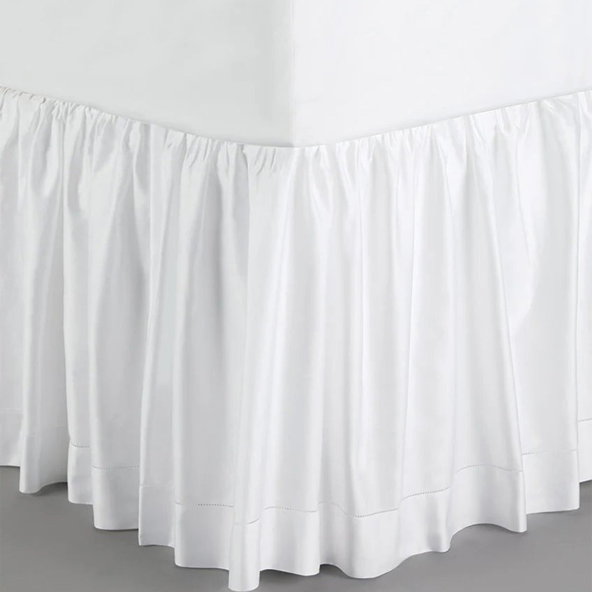 An image of Sferra Fiona Dust Ruffle