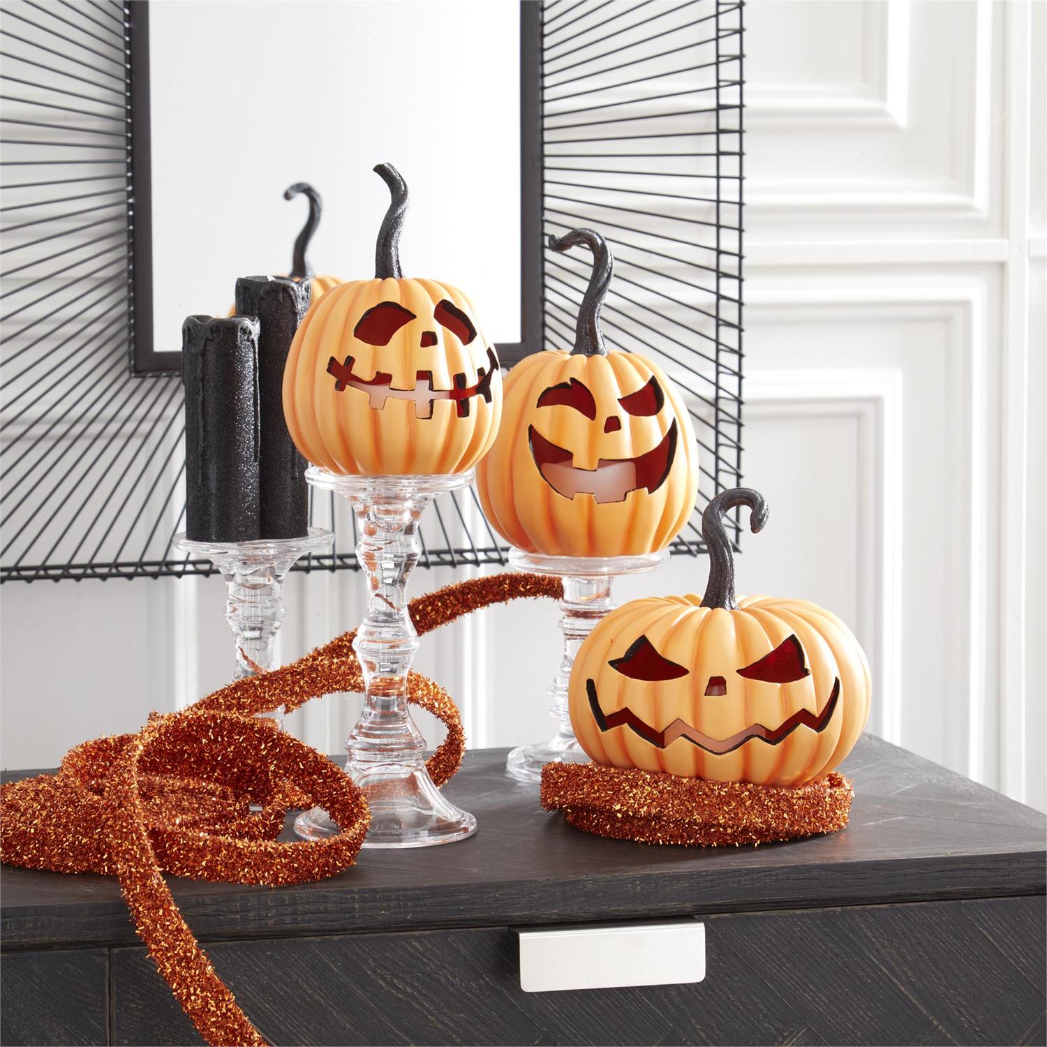 K&K Orange Resin LED Flicker Flame Jack o'lanterns - Set of 3