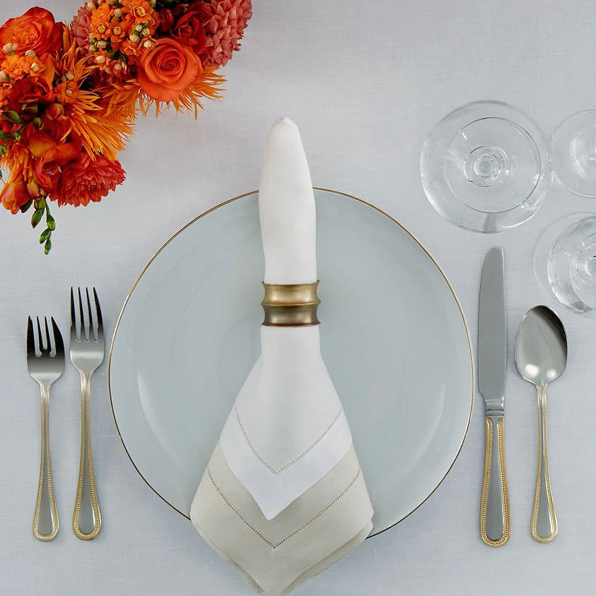 An image of Sferra Classico Napkin Set