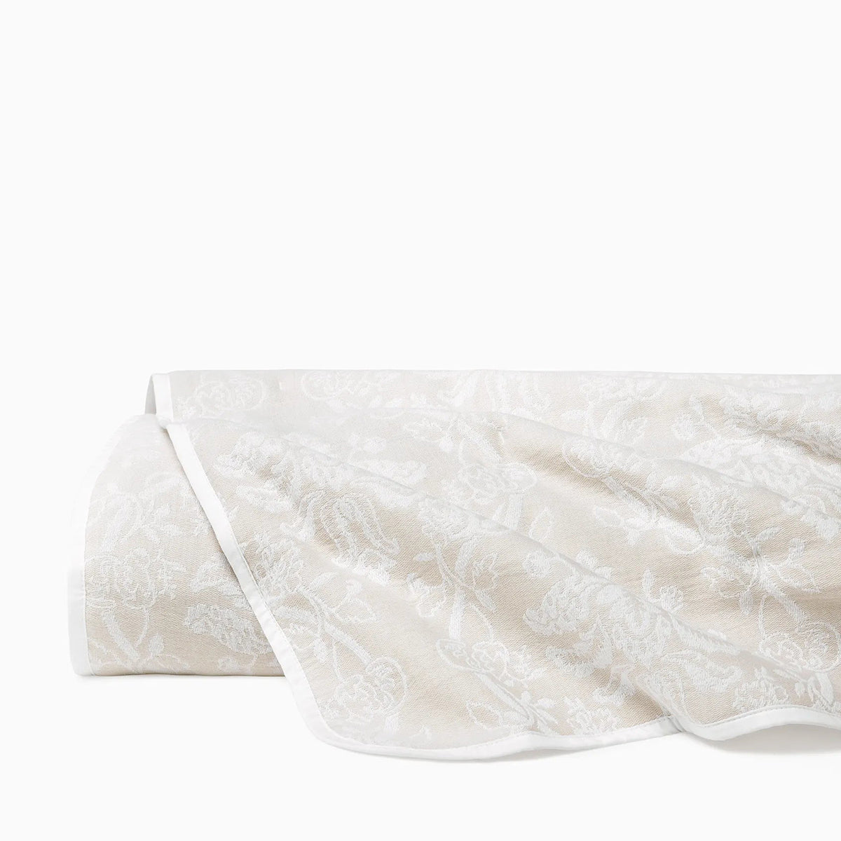 An image of Sferra Isabella Jacquard Quilt Coverlet