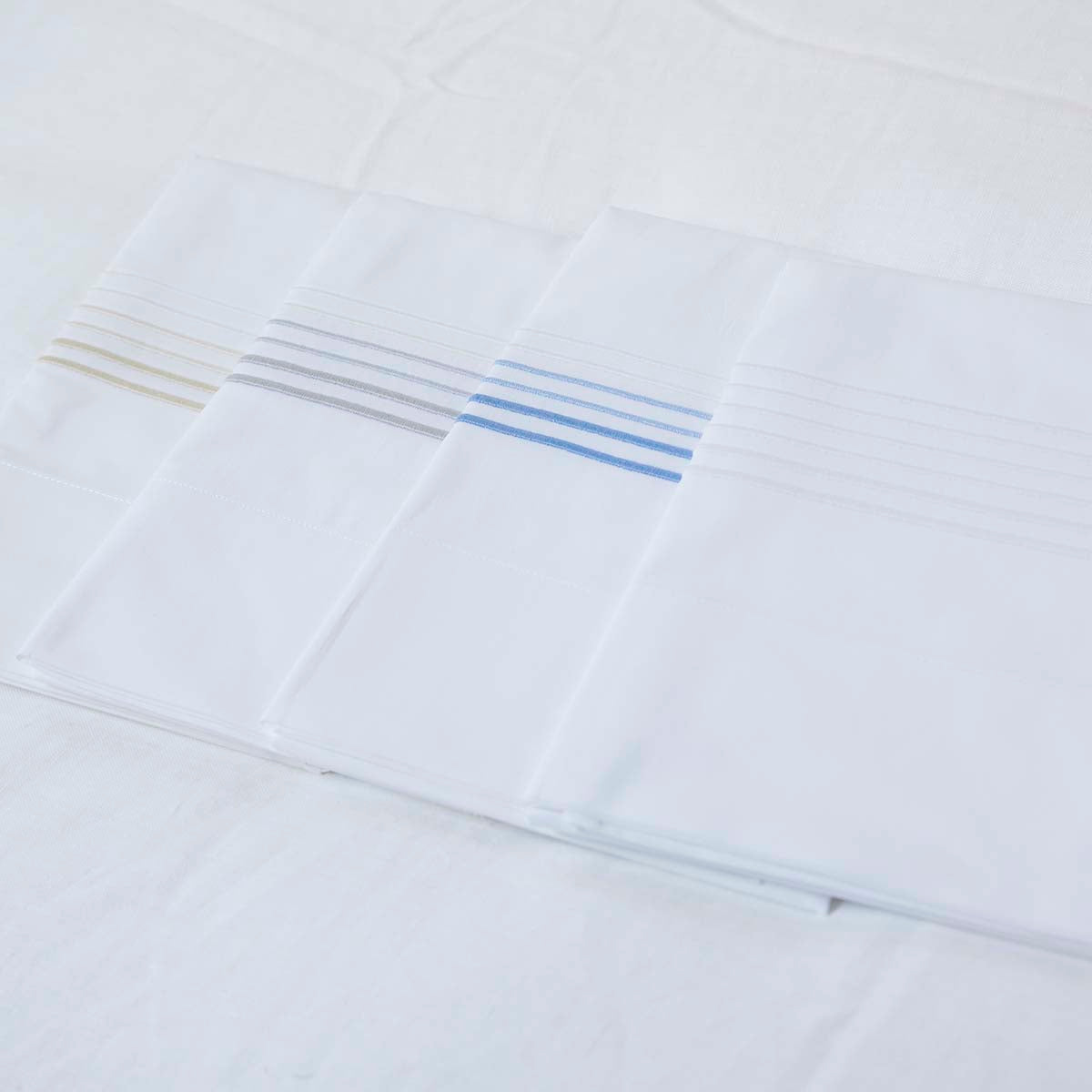 An image of Gracious Home 6-Line Embroidered Flat Sheet