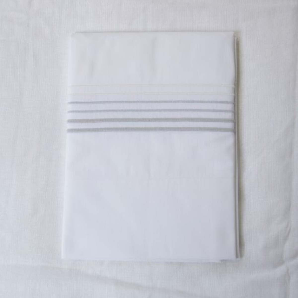 An image of Gracious Home 6-Line Embroidered Flat Sheet