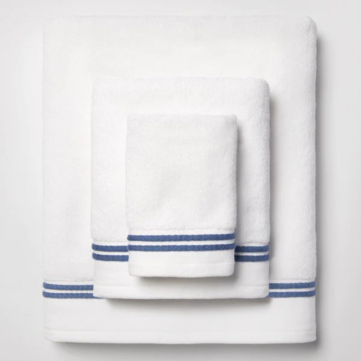 Sferra Aura Bath Towel