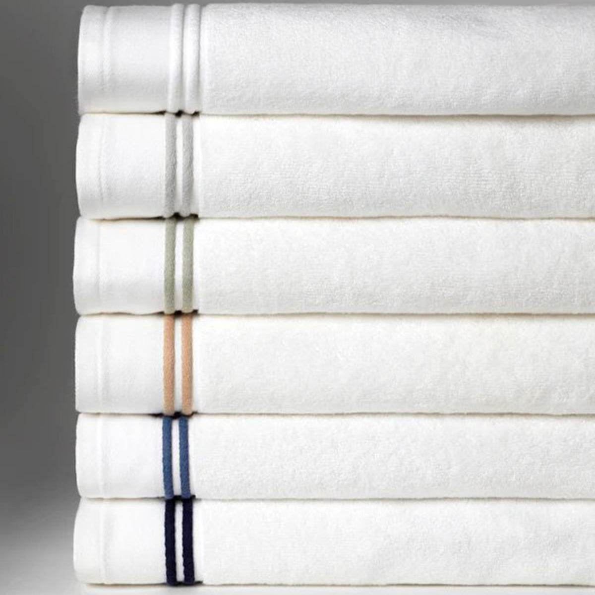 Sferra Aura Bath Towel
