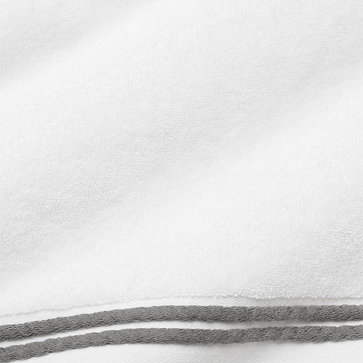 An image of Sferra Aura Nuova Washcloth