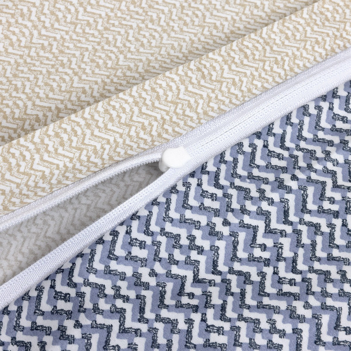An image of Yves Delorme/Boss Alvorada Duvet Cover
