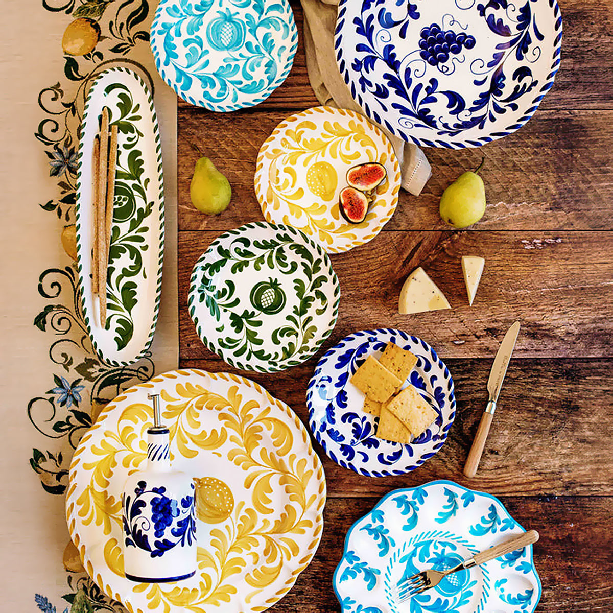 An image of Vietri Arezzo Narrow Oval Platter - Green
