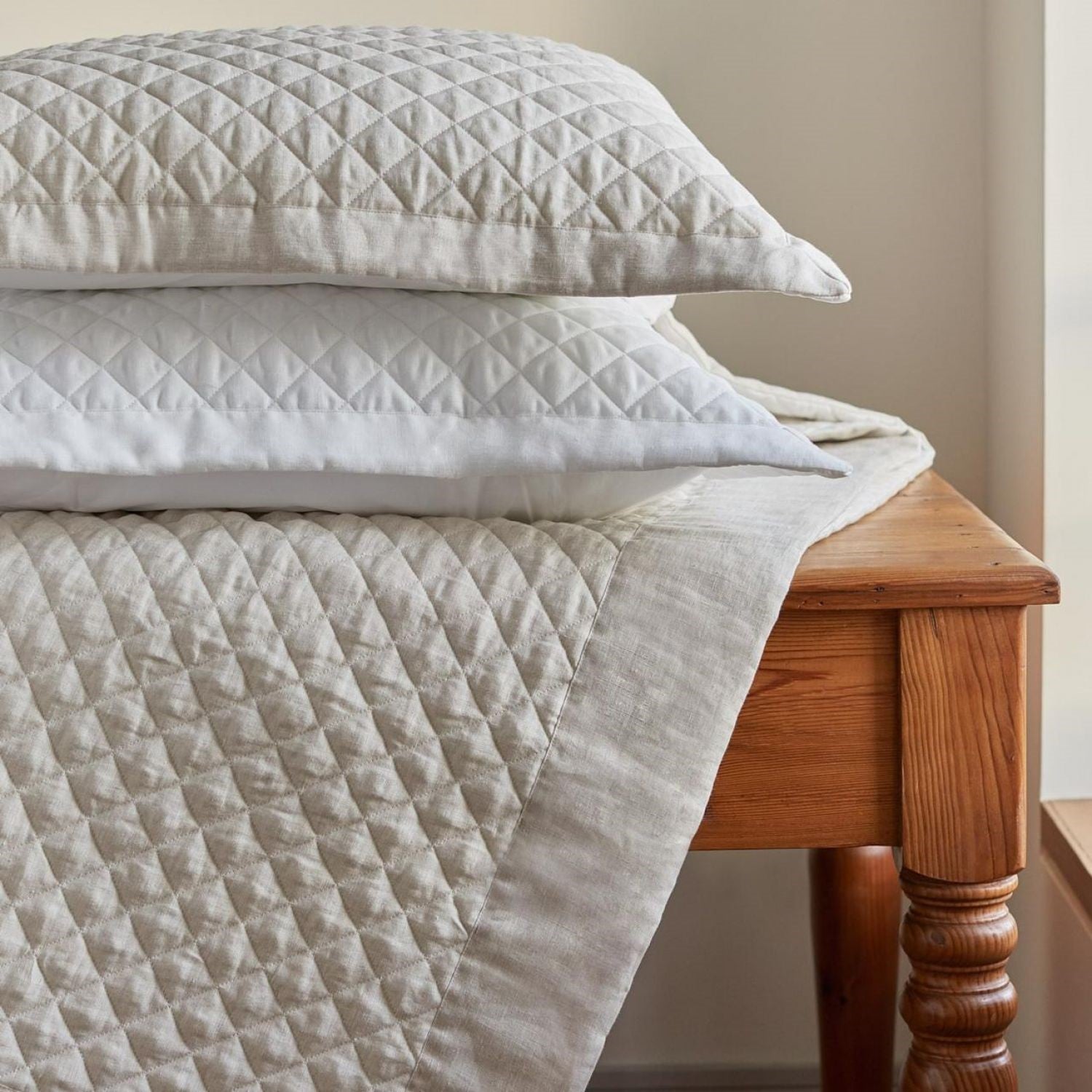 An image of Bovi Hudson Linen Quilted Sham