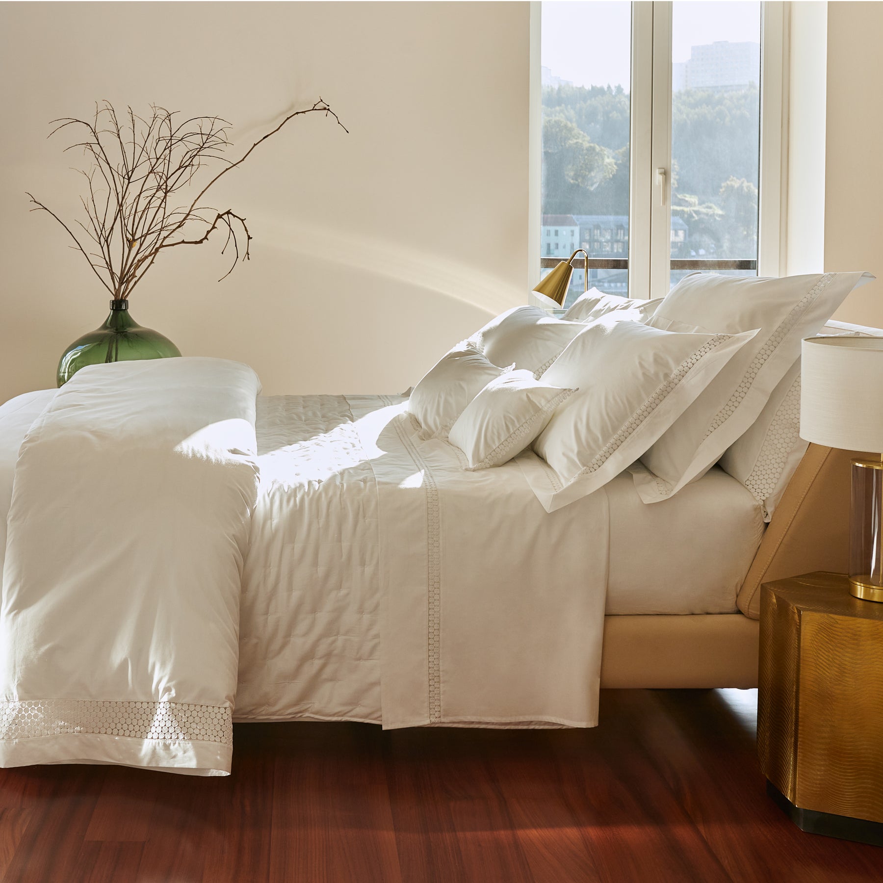 An image of Bovi Magnolia Pillowcase Pair