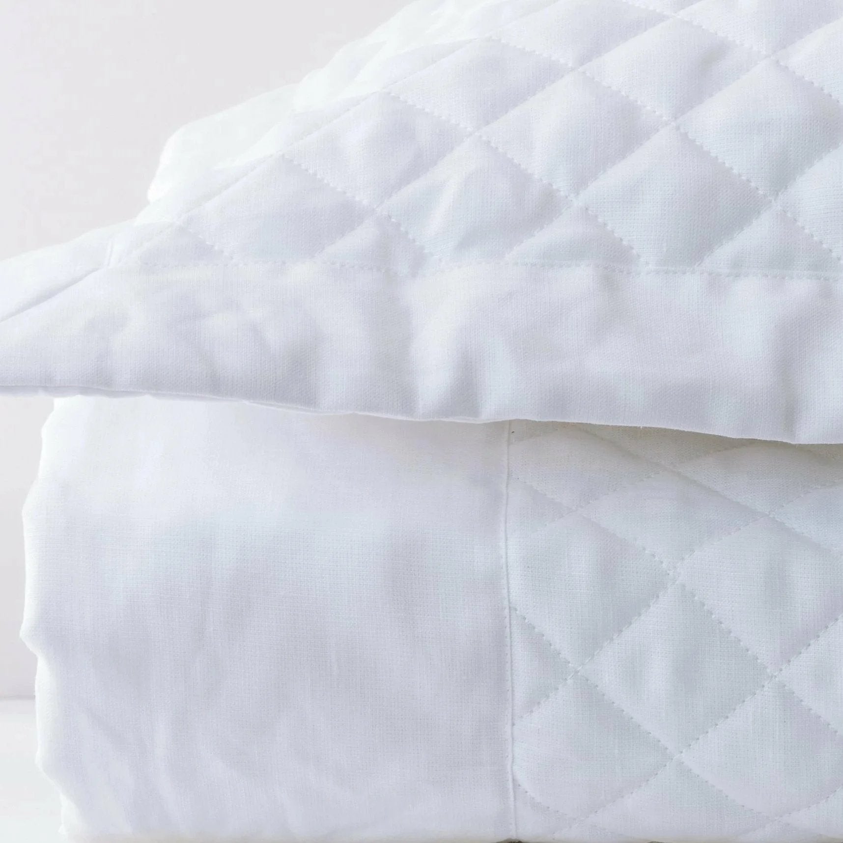 An image of Bovi Simply Sateen Quilted Sham