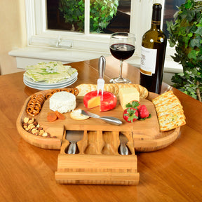 Picnic at Ascot Deluxe Malvern Cheese Board Set