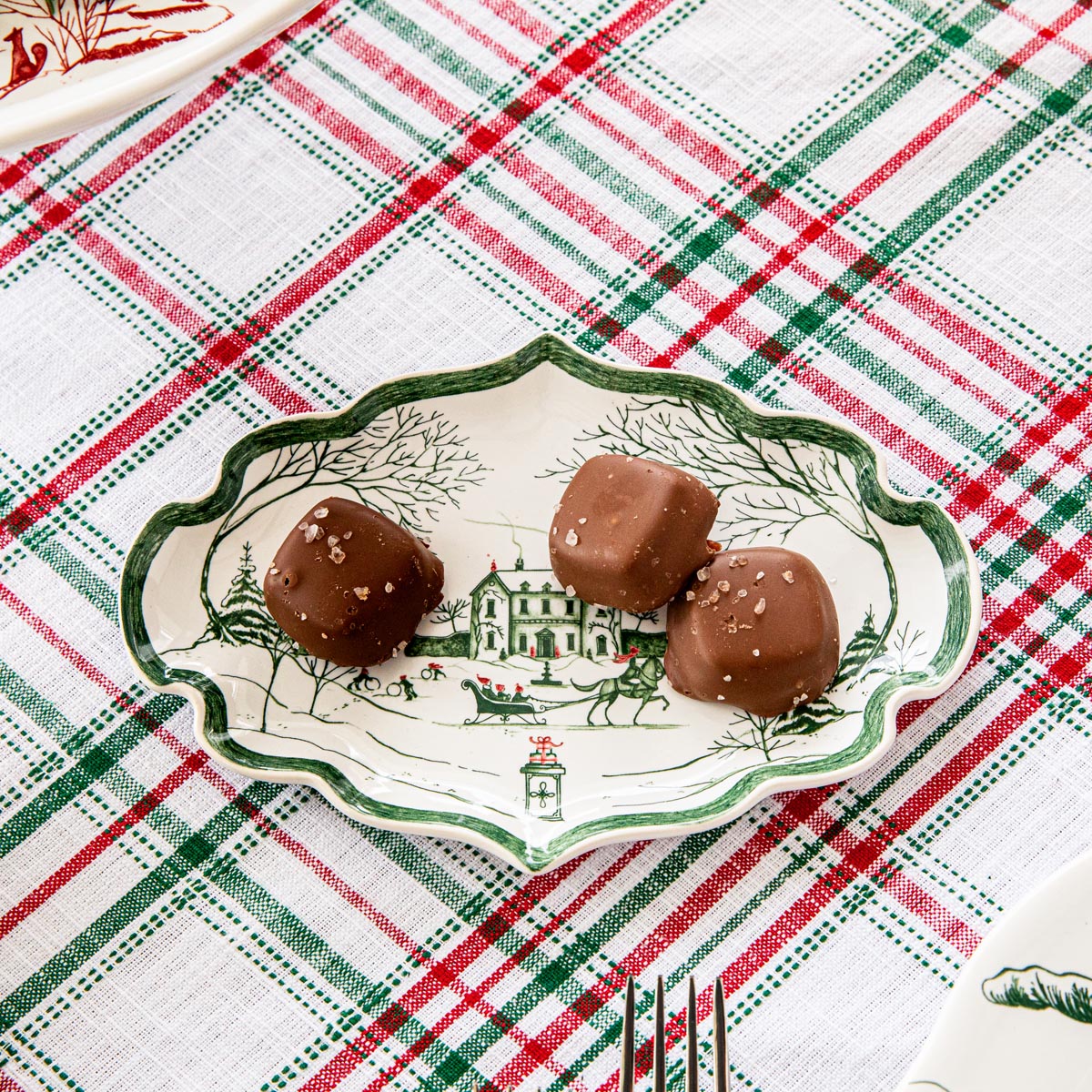 An image of Juliska Country Estate Winter Frolic 7" Tray - Evergreen