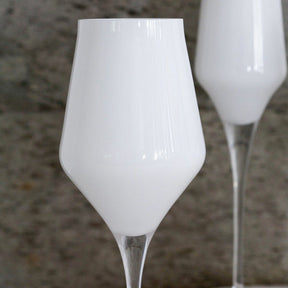 Vietri Contessa Wine Glass