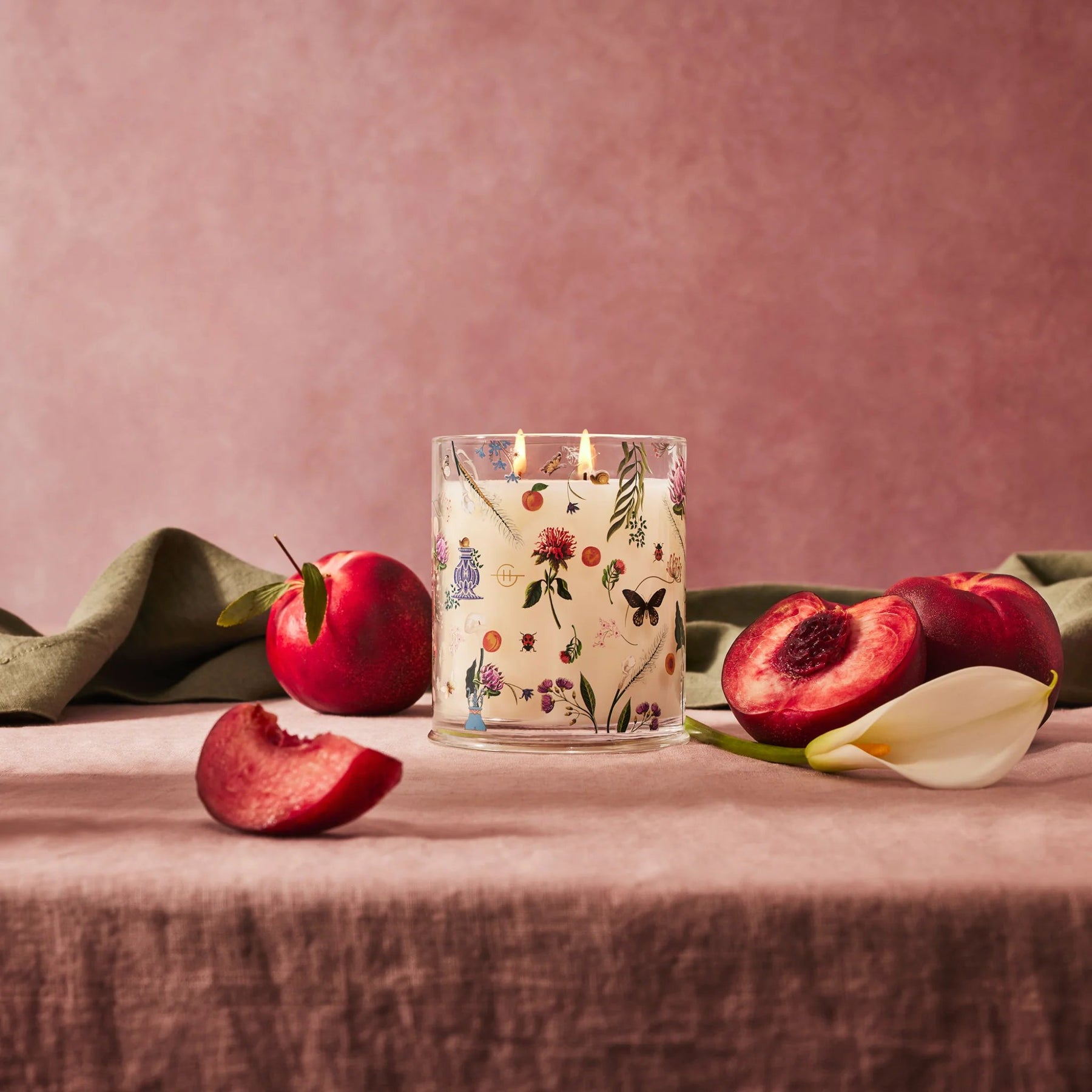 An image of Glasshouse Country Couture Candle 13.4 oz