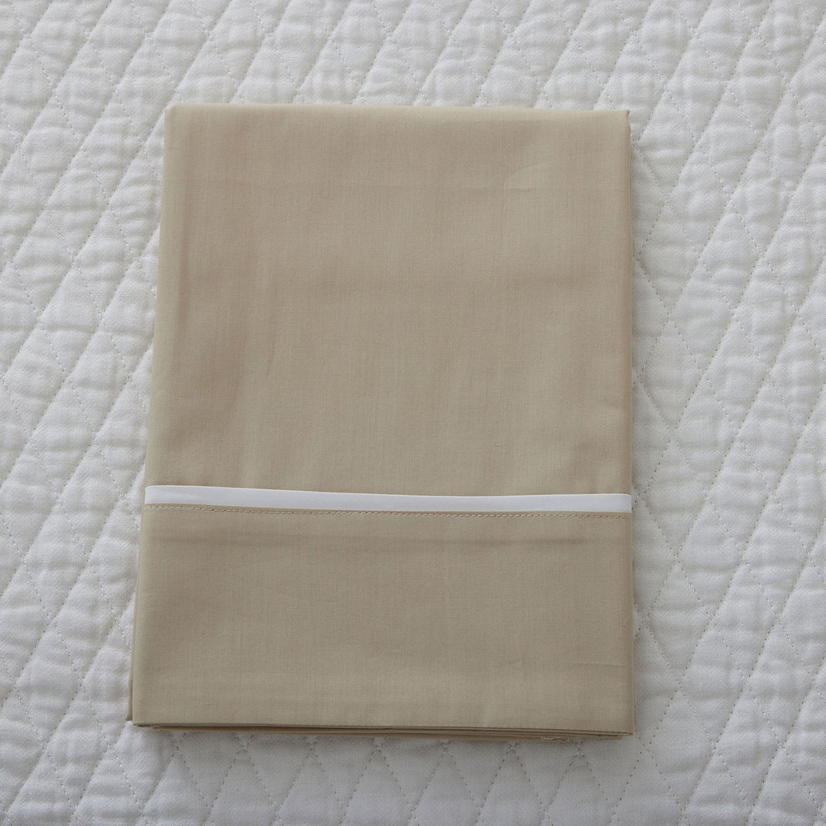 An image of Gracious Home Bali Flat Sheet