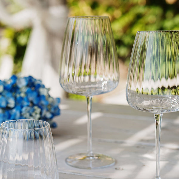 An image of Vietri Francesca Wine Glass