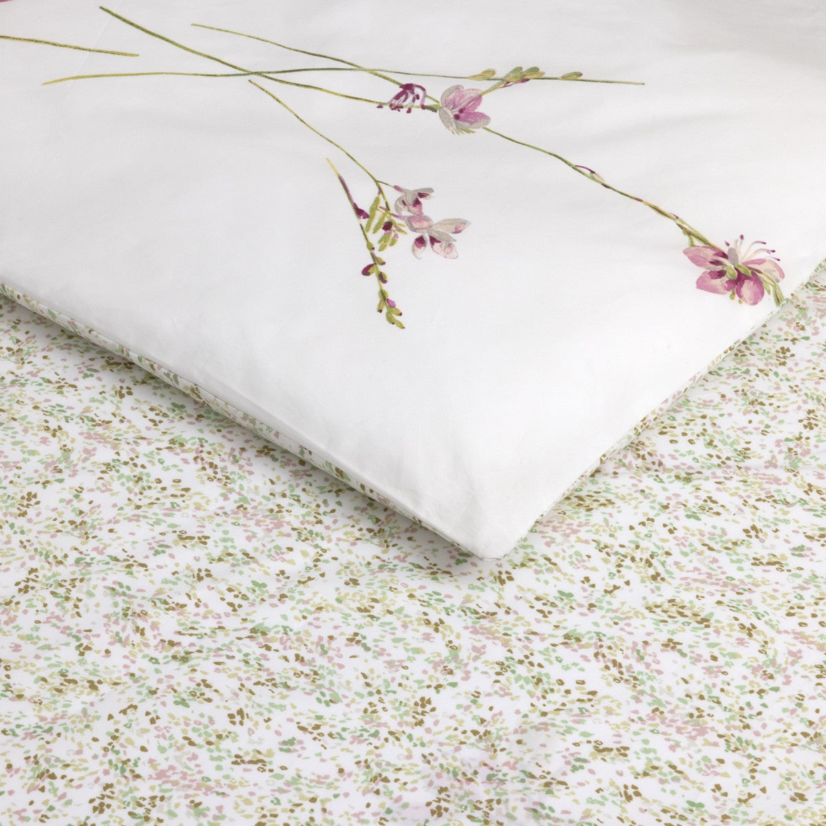 An image of Yves Delorme Gaura Duvet Cover