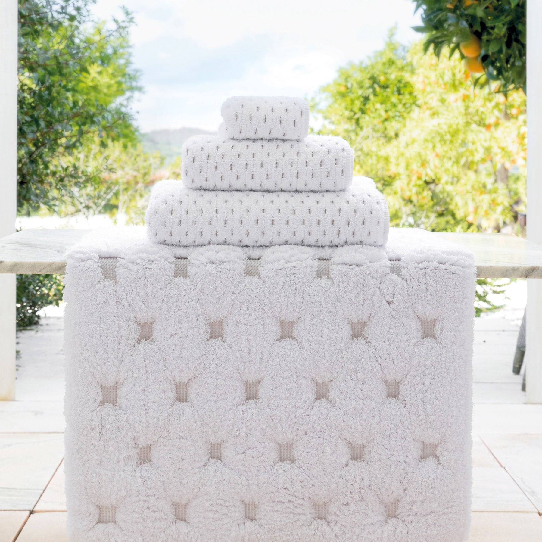 An image of Graccioza Alice Bath Rug