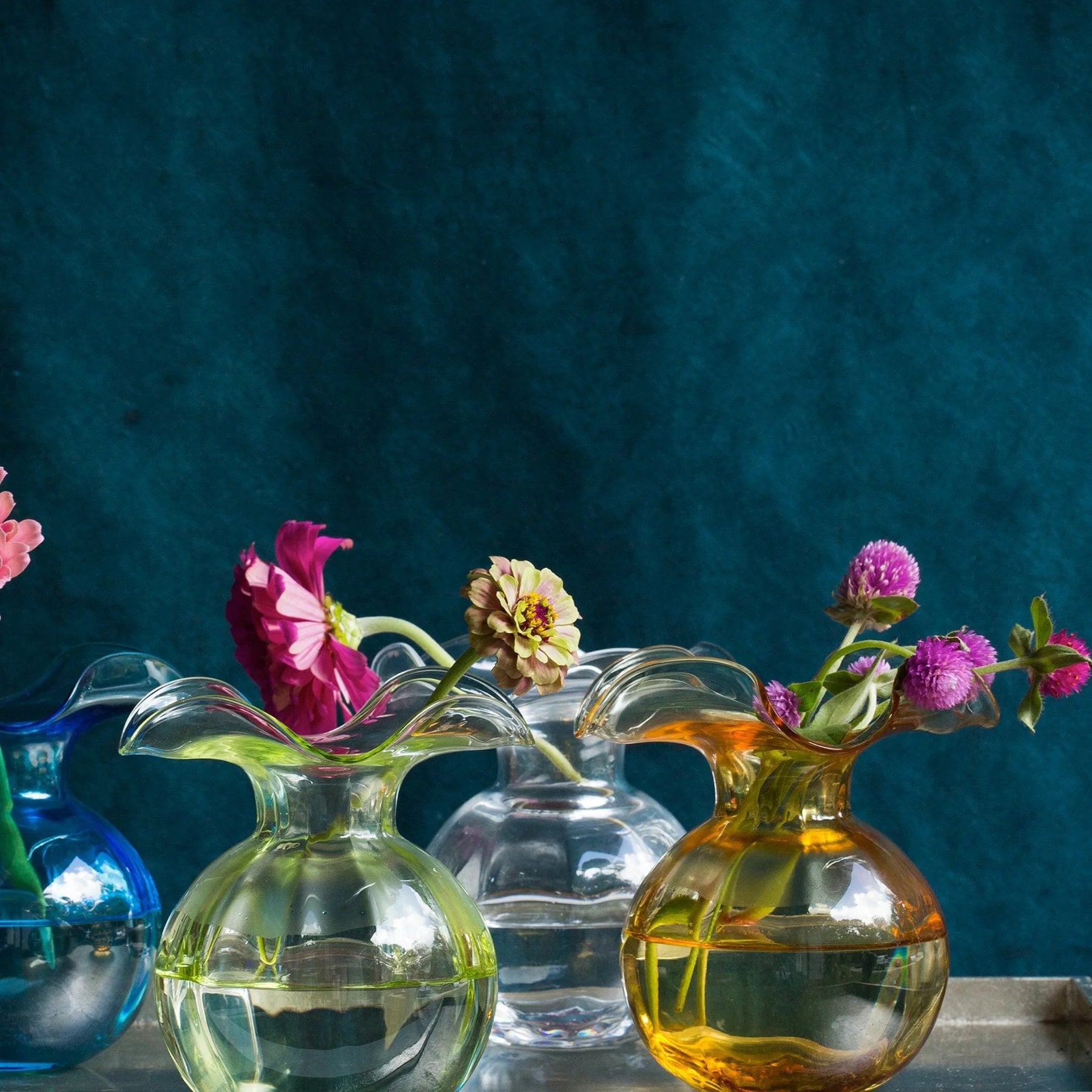 An image of Vietri Hibiscus Glass Bud Vase