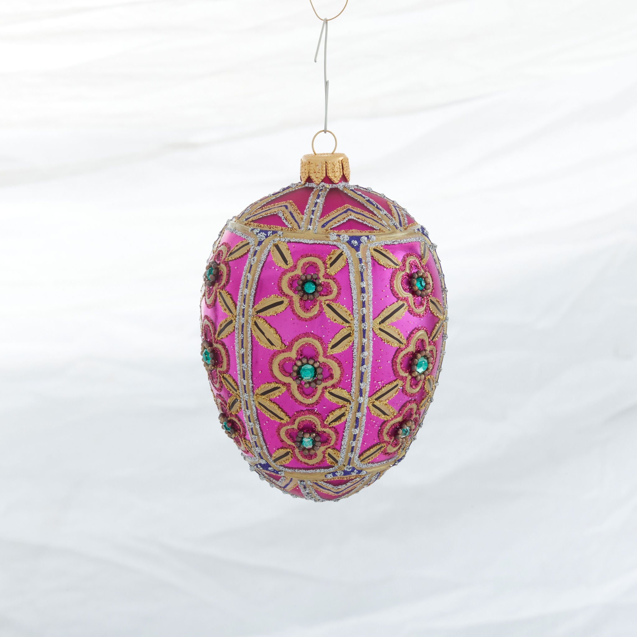 GHHENC112_Winter_Street_Large_Egg_Ornament_1.jpeg