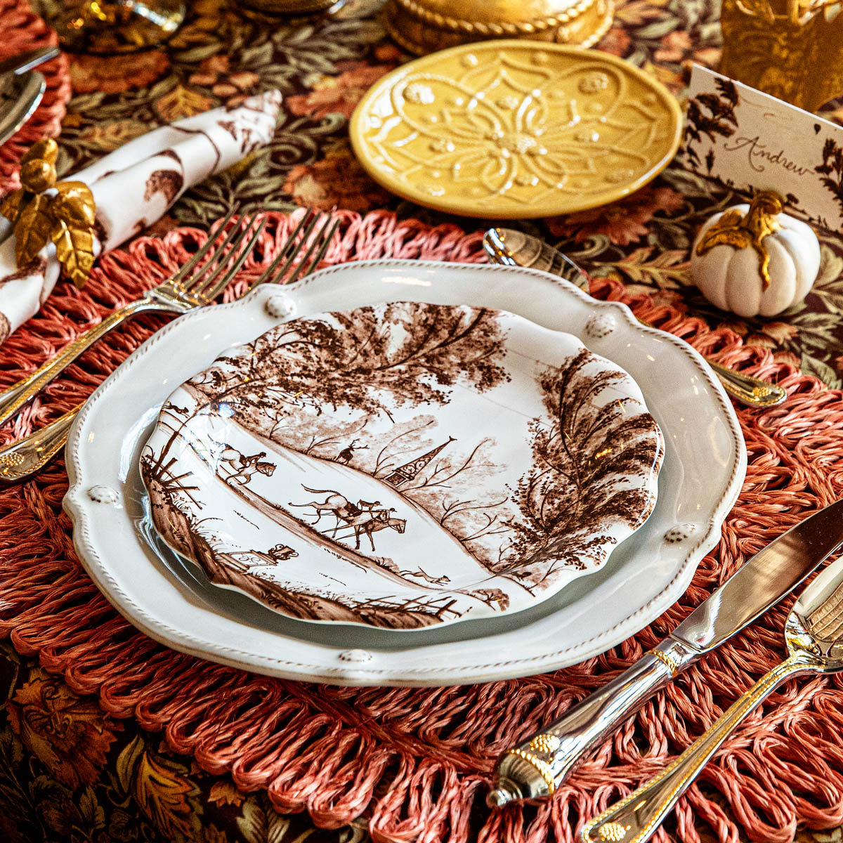 An image of Juliska Berry & Thread Flared Dinner Plate - Whitewash