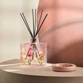 Nest Fragrances Himalayan Salt & Rosewater Decorative Reed Diffuser 5.9 fl.oz./175 ml