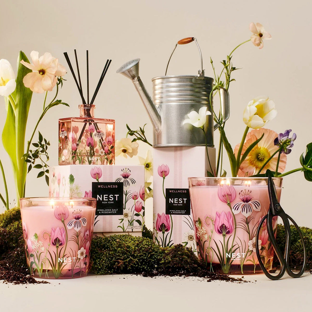 An image of Nest Fragrances Himalayan Salt & Rosewater Decorative Reed Diffuser 5.9 fl.oz./175 ml