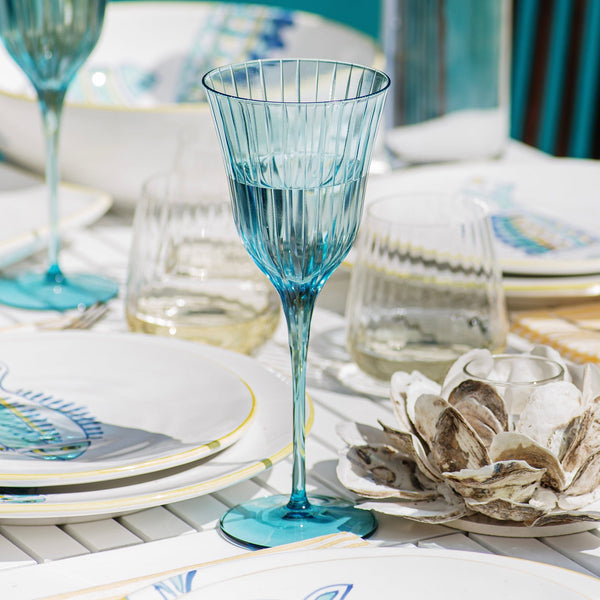 An image of Vietri Natalia Wine Glass