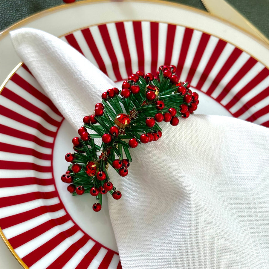 An image of Bodrum Holly Wreath Set of 4 Napkin Ring