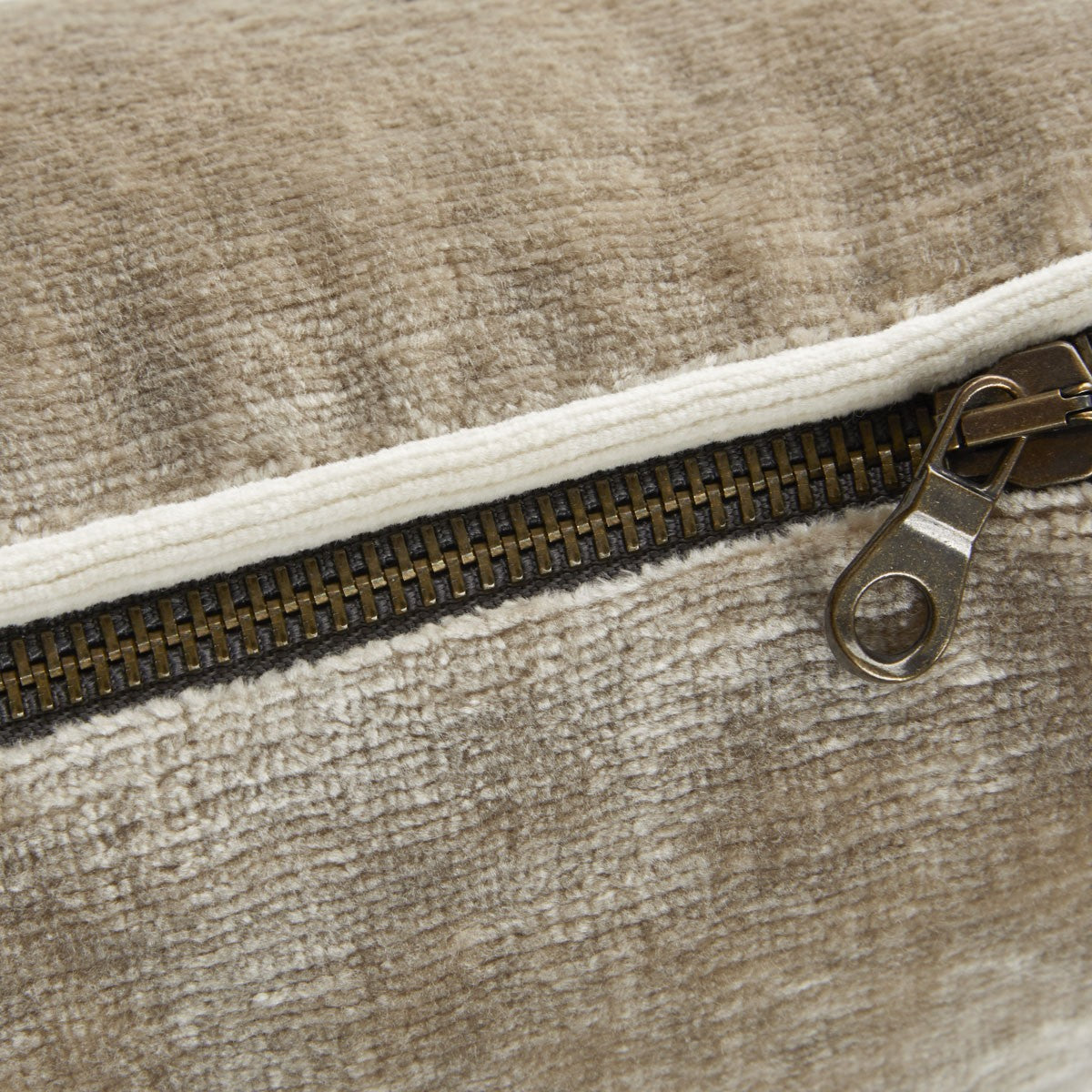 An image of Yves Delorme Orpheo Decorative Pillow