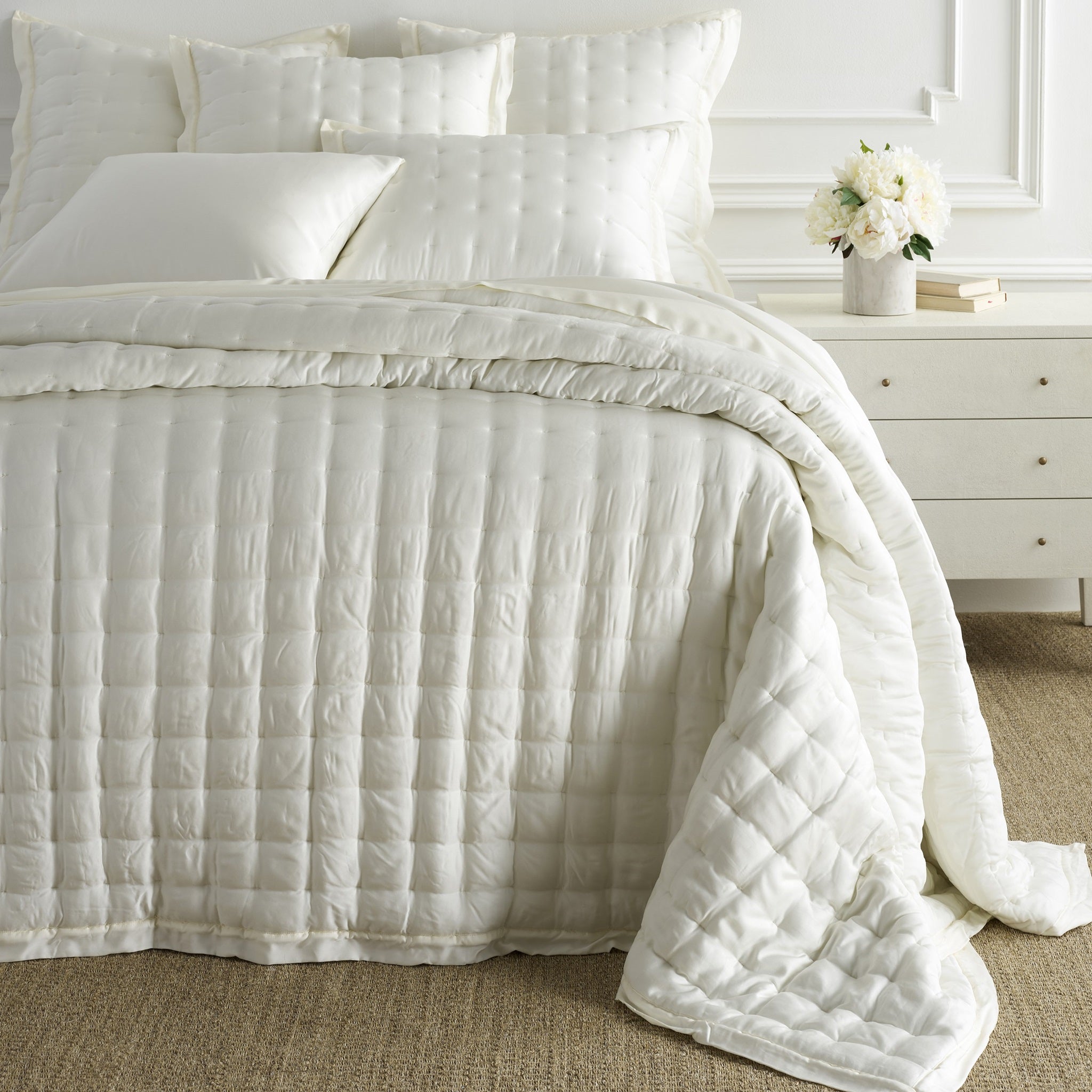 GHPCHSIKPFDC_Pine_Cone_Hill_Silken_Solid_Puff_Duvet_Cover_3.jpeg