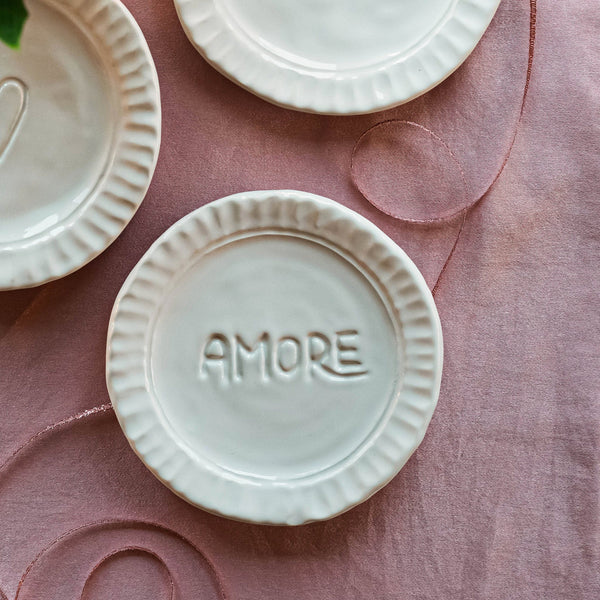 An image of Vietri Pietra Serena Amore Plate