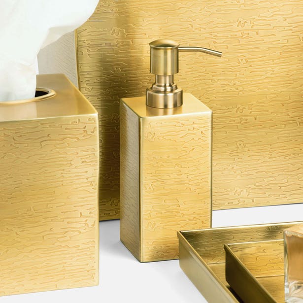 An image of Pigeon and Poodle Elgin Soap Pump