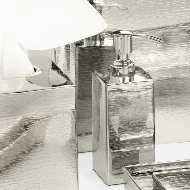 An image of Pigeon and Poodle Elgin Soap Pump