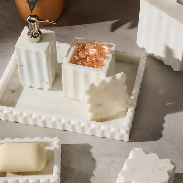 An image of Pigeon and Poodle Proviso Tray Set